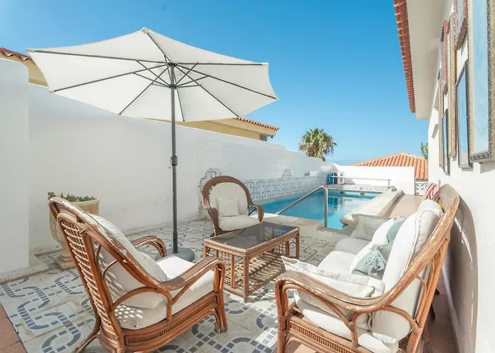 Sunset Villa Callao Salvaje